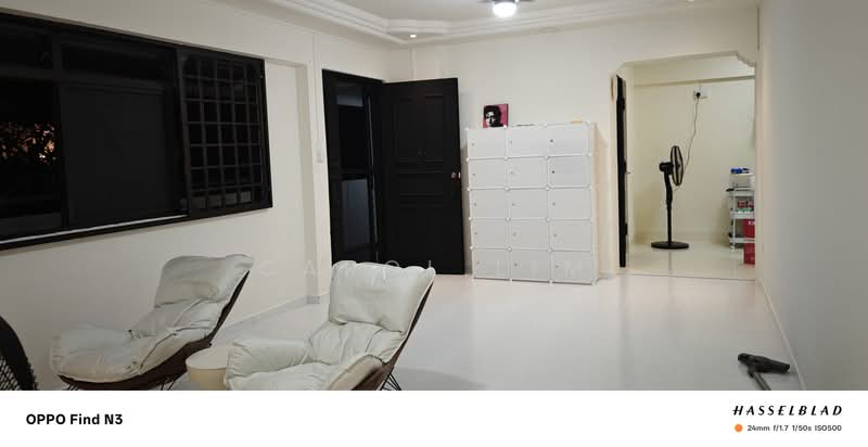 661B Jurong West Street 64, 661B Jurong West Street 64, 3 Bedrooms, 980 sqft, HDB Flat For Sale, by Carol Lim, 500149982 - Living Room - PropertyGuru.com.sg