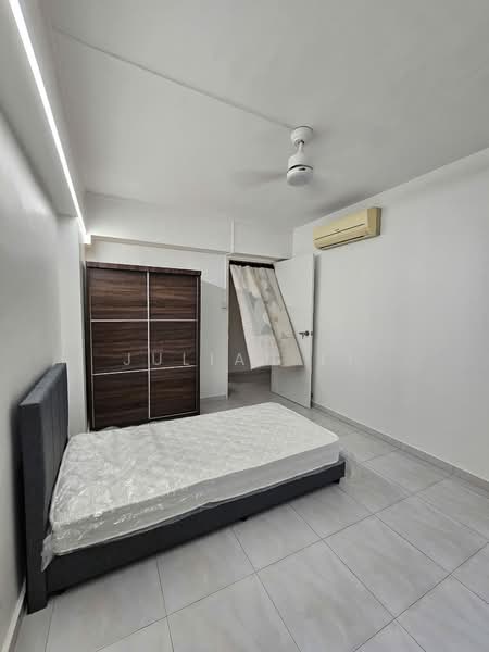 575 Woodlands Drive 16, WOODLANDS DRIVE 16, Room Rental, 120 sqft, HDB Flat For Rent, by Julian Li, 500149985 - Bedroom - PropertyGuru.com.sg