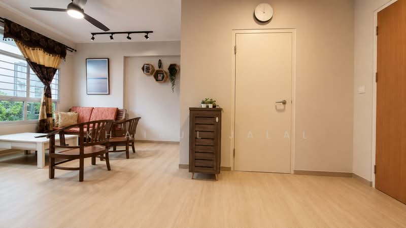 103A Canberra Street, 103A Canberra Street, 3 Bedrooms, 1,001 sqft, HDB Flat For Sale, by Khairul Jalal, 500149986 - Living Room - PropertyGuru.com.sg