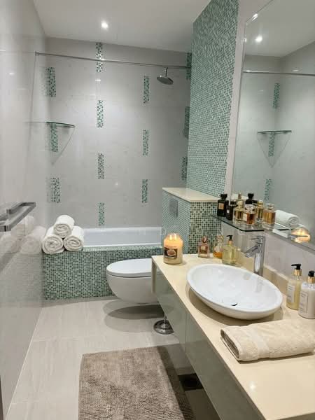 Masterroom For Rent Near Kovan Mall @ Jalan Teliti, Jalan teliti, Room Rental, 300 sqft, Semi-Detached House For Rent, by Roland Ong, 500149988 - Bathroom - PropertyGuru.com.sg