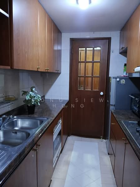Harbourlights, 66 Telok Blangah Road, 2 Bedrooms, 774 sqft, Apartment For Rent, by Fong Siew Hong, 500149990 - Kitchen - PropertyGuru.com.sg