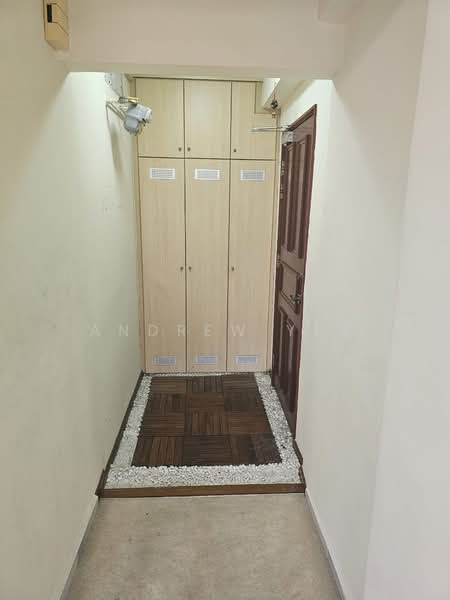 215 Lorong 8 Toa Payoh, 215 Lorong 8 Toa Payoh, 3 Bedrooms, 1,259 sqft, HDB Flat For Sale, by Andrew Yek, 500150005 - PropertyGuru.com.sg