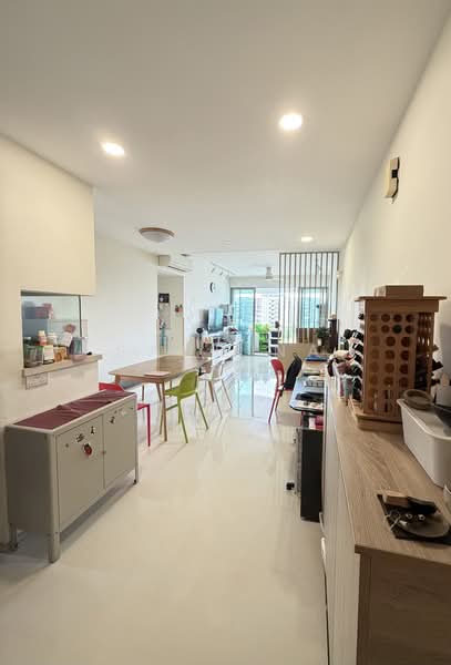 The Quartz, 61 Compassvale Bow, 3 Bedrooms, 1,141 sqft, Condominium For Sale, by Sabrina Tan, 500150007 - Living Room - PropertyGuru.com.sg