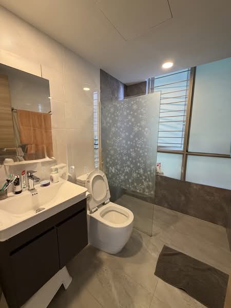 The Quartz, 61 Compassvale Bow, 3 Bedrooms, 1,141 sqft, Condominium For Sale, by Sabrina Tan, 500150007 - Bathroom - PropertyGuru.com.sg