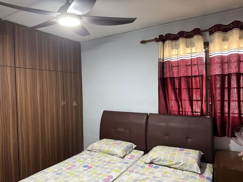 206 Jurong East Street 21, 206 Jurong East Street 21, 3 Bedrooms, 1,012 sqft, HDB Flat For Sale, by Parthiban R, 500150018 - Bedroom - PropertyGuru.com.sg