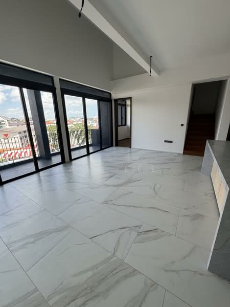Claydence, 97 Still Road, 3 Bedrooms, 1,076 sqft, Apartment For Sale, by Ann Lee, 500150020 - Living Room - PropertyGuru.com.sg