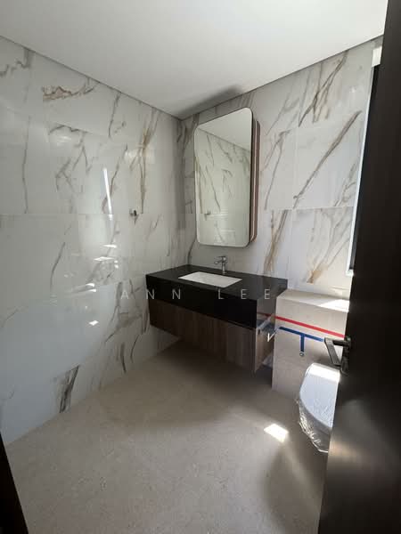 Claydence, 97 Still Road, 3 Bedrooms, 1,076 sqft, Apartment For Sale, by Ann Lee, 500150020 - Bathroom - PropertyGuru.com.sg