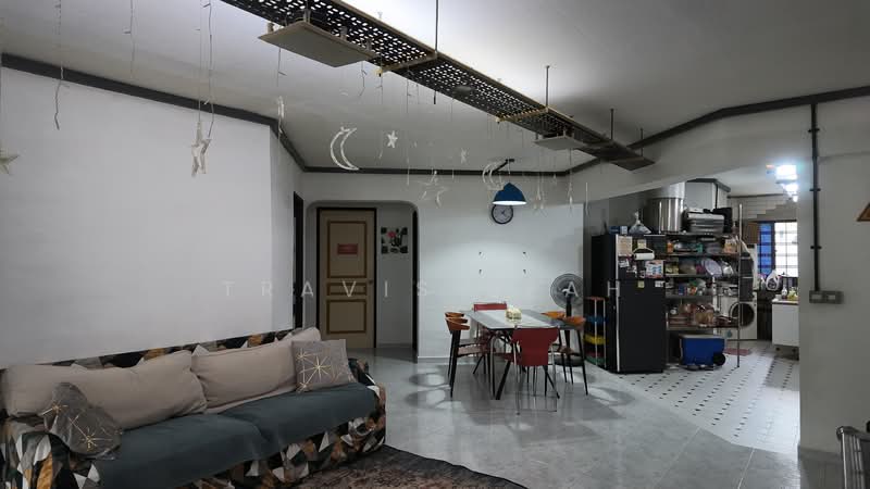 304 Serangoon Avenue 2, 304 Serangoon Avenue 2, 3 Bedrooms, 1,033 sqft, HDB Flat For Sale, by Travis Seah, 500150022 - Living Room - PropertyGuru.com.sg