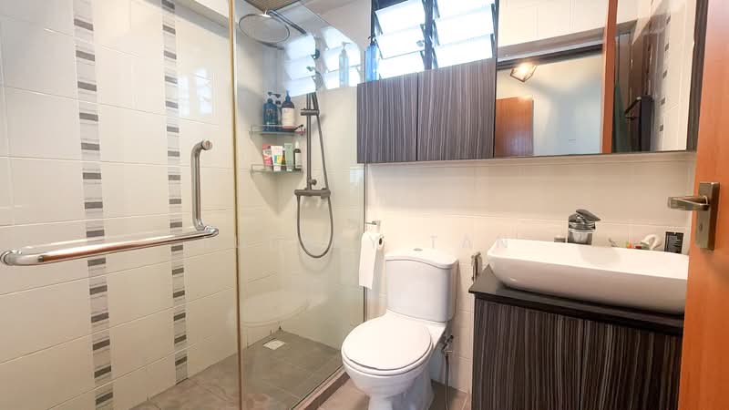 635A Senja Road, 635A Senja Road, 3 Bedrooms, 1,206 sqft, HDB Flat For Sale, by Audrey Tan, 500150047 - Bathroom - PropertyGuru.com.sg