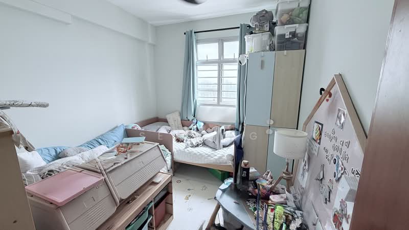 96B Henderson Road, 96B Henderson Road, 3 Bedrooms, 1,001 sqft, HDB Flat For Sale, by Sean Ng, 500150050 - Bedroom - PropertyGuru.com.sg