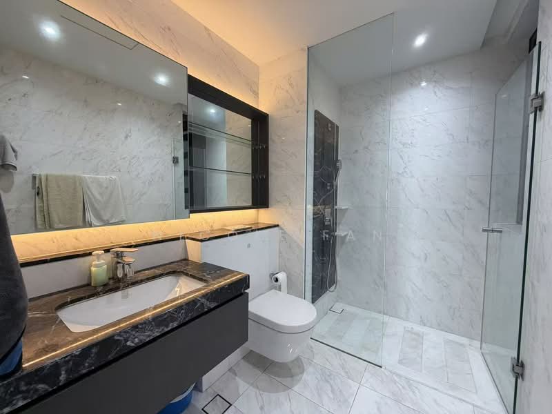 Marina One Residences, 21 Marina Way, 2 Bedrooms, 1,163 sqft, Condominium For Rent, by Nicole Fan, 500150057 - Bathroom - PropertyGuru.com.sg