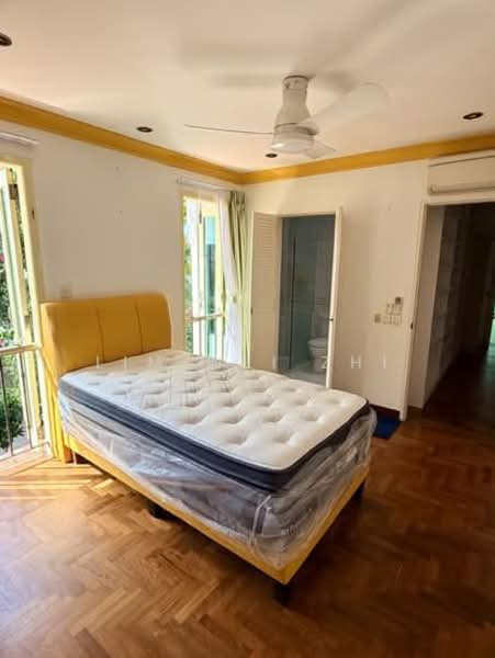 Semi D along Ang Mo Kio, , 4 Bedrooms, 4,300 sqft, Semi-Detached House For Rent, by Lim Wei Zhi, 500150060 - Bedroom - PropertyGuru.com.sg