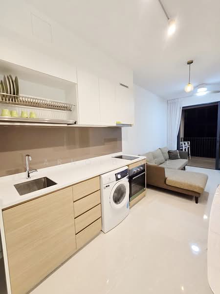 Treasure at Tampines, 57 Tampines Lane, 2 Bedrooms, 678 sqft, Condominium For Rent, by Arnold Wee, 500150064 - Kitchen - PropertyGuru.com.sg