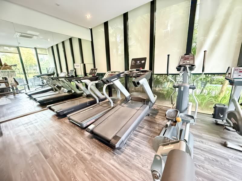 Village @ Pasir Panjang, 463 Pasir Panjang Road, Room Rental, 120 sqft, Condominium For Rent, by Zheng Chao, 500150069 - Gym - PropertyGuru.com.sg