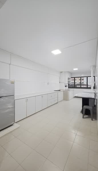 82 Bedok North Road, 82 Bedok North Road, 2 Bedrooms, 850 sqft, HDB Flat For Rent, by Ding S.Z, 500150072 - Kitchen - PropertyGuru.com.sg
