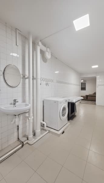 82 Bedok North Road, 82 Bedok North Road, 2 Bedrooms, 850 sqft, HDB Flat For Rent, by Ding S.Z, 500150072 - Interior - PropertyGuru.com.sg