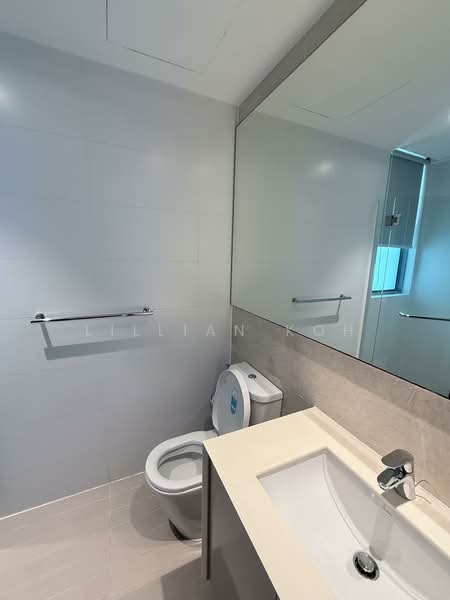 Hundred Trees, 85 West Coast Drive, 2 Bedrooms, 915 sqft, Condominium For Rent, by Lillian Koh, 500150077 - Bathroom - PropertyGuru.com.sg
