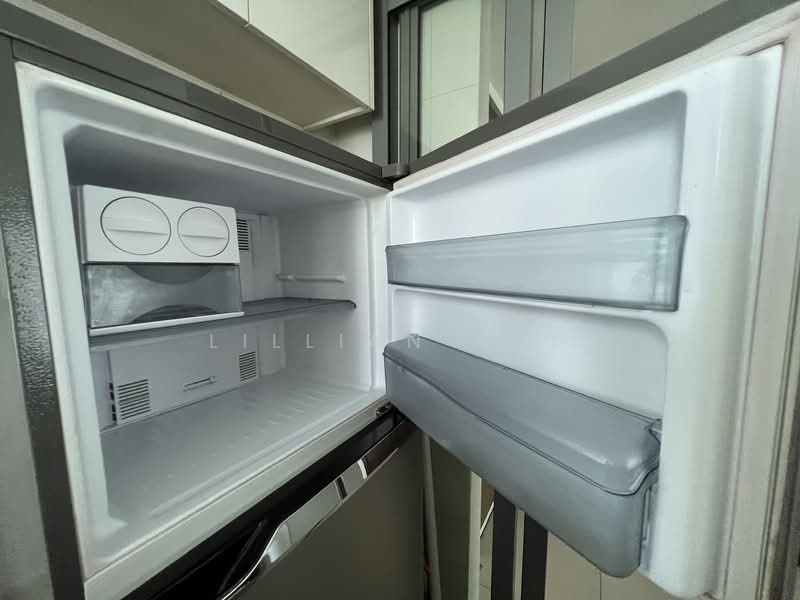 Hundred Trees, 85 West Coast Drive, 2 Bedrooms, 915 sqft, Condominium For Rent, by Lillian Koh, 500150077 - PropertyGuru.com.sg