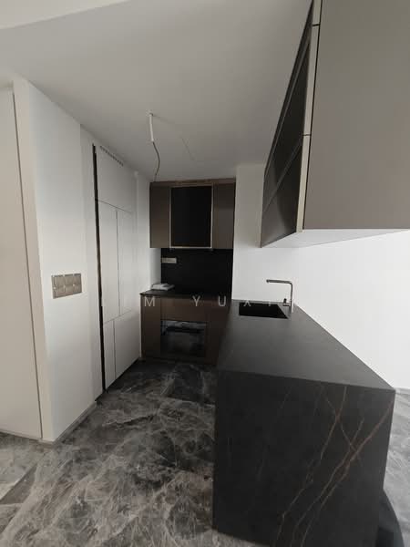 One Bernam Cheap, , 2 Bedrooms, 700 sqft, Condominium For Sale, by Lim Yuxin, 500150086 - Kitchen - PropertyGuru.com.sg