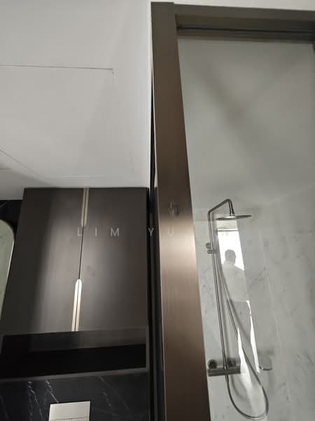 One Bernam Cheap, , 2 Bedrooms, 700 sqft, Condominium For Sale, by Lim Yuxin, 500150086 - Bathroom - PropertyGuru.com.sg
