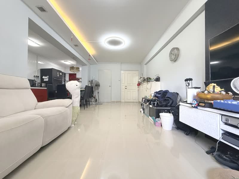 277 Toh Guan Road, 277 Toh Guan Road, 3 Bedrooms, 1,087 sqft, HDB Flat For Sale, by Nigel Tan, 500150089 - Living Room - PropertyGuru.com.sg