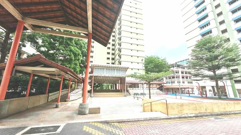 135 Jalan Bukit Merah, 135 Jalan Bukit Merah, 3 Bedrooms, 1,291 sqft, HDB Flat For Rent, by Tor Geok Lan Dores, 500150095 - Exterior - PropertyGuru.com.sg