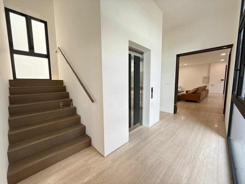 ★ Brand New ★ Bespoke Luxury Landed Homes ★ 1km - Henry Park Pri School ★, Mount Sinai Estate | 1km - Henry Park Pri School, 5 Bedrooms, 12,110 sqft, Detached House For Sale, by Edmund Seah, 500150098 - Interior - PropertyGuru.com.sg