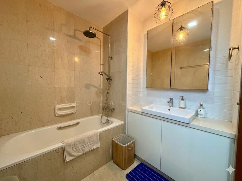 Carissa Park Condo, 4 Flora Drive, 1 Bedroom, 624 sqft, Condominium For Sale, by Nicolas Pang, 500150103 - Bathroom - PropertyGuru.com.sg