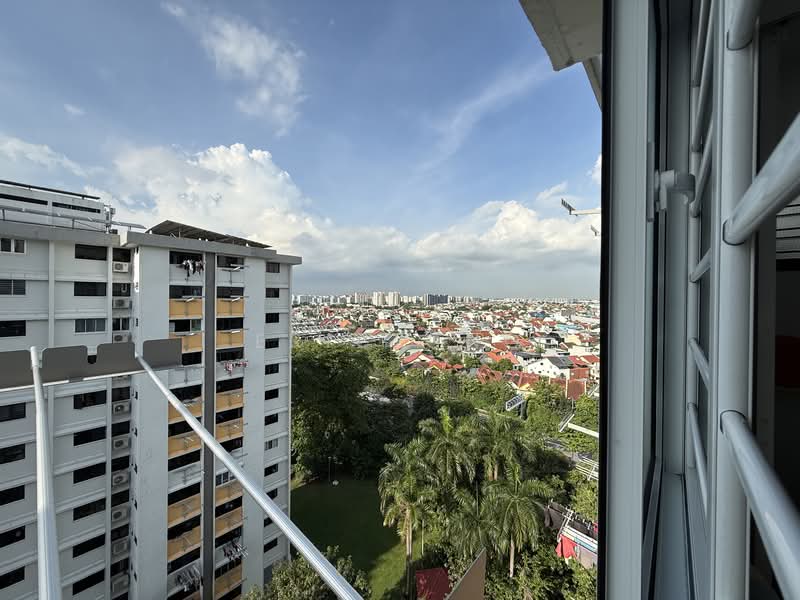 474 Ang Mo Kio Avenue 10, 474 Ang Mo Kio Avenue 10, 2 Bedrooms, 732 sqft, HDB Flat For Sale, by Eric Ong, 500150106 - View - PropertyGuru.com.sg