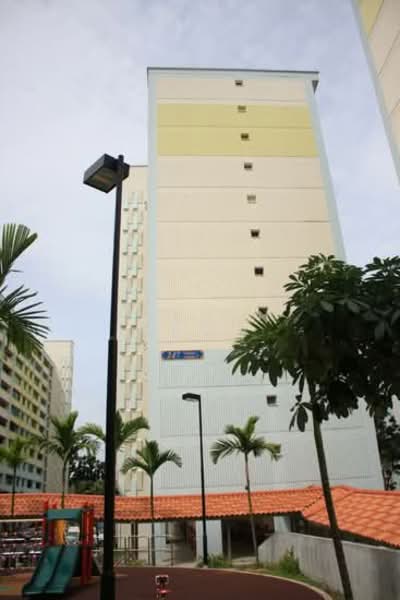 247 Yishun Avenue 9, 247 Yishun Avenue 9, Room Rental, 120 sqft, HDB Flat For Rent, by Steven Choo, 500150107 - Exterior - PropertyGuru.com.sg