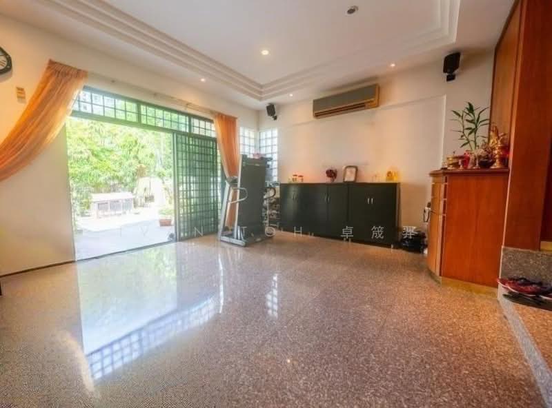GOODMAN, MEYER⭐3 MIN WALK TO MRT⭐WIDE FRONTAGE, , 5 Bedrooms, 4,300 sqft, Semi-Detached House For Sale, by Ivan Toh 卓筬羿, 500150114 - Living Room - PropertyGuru.com.sg