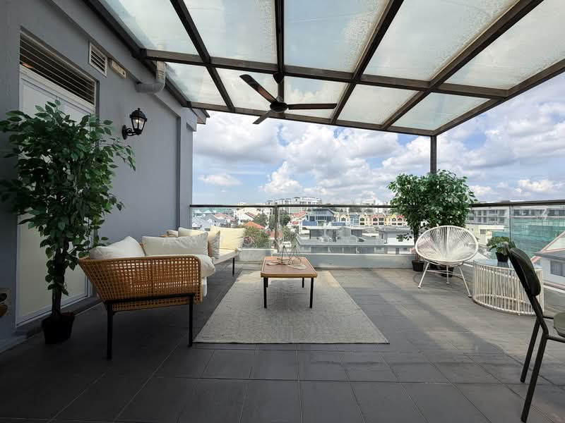 Residences @ Jansen, 29 Jansen Road, 4 Bedrooms, 1,615 sqft, Condominium For Rent, by Aaron Oon, 500150121 - Balcony - PropertyGuru.com.sg