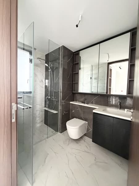 Bartley Vue, 6 Jalan Bunga Rampai, 2 Bedrooms, 657 sqft, Apartment For Rent, by Iris Lee, 500150129 - Bathroom - PropertyGuru.com.sg