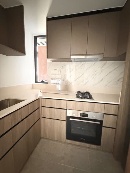 Bartley Vue, 6 Jalan Bunga Rampai, 2 Bedrooms, 657 sqft, Apartment For Rent, by Iris Lee, 500150129 - Kitchen - PropertyGuru.com.sg