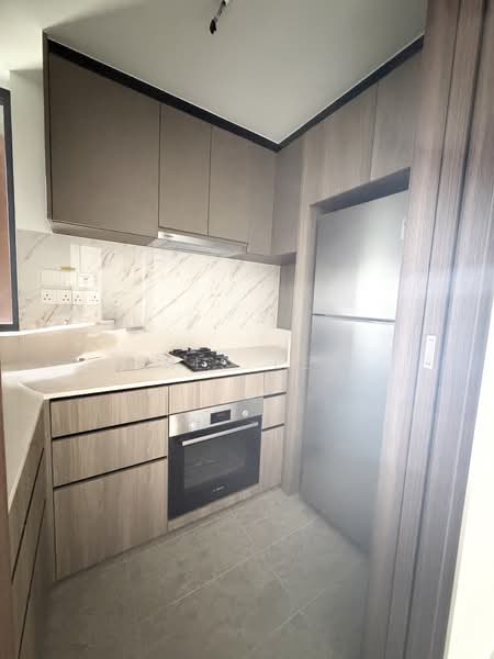 Bartley Vue, 6 Jalan Bunga Rampai, 2 Bedrooms, 657 sqft, Apartment For Rent, by Iris Lee, 500150129 - Kitchen - PropertyGuru.com.sg