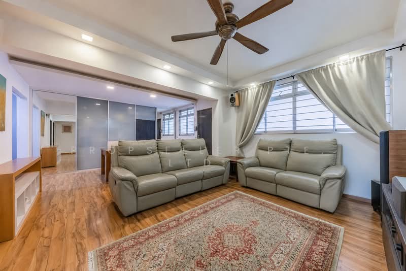 540 Serangoon North Avenue 4, 540 Serangoon North Avenue 4, 3 Bedrooms, 1,119 sqft, HDB Flat For Sale, by JOHN YEO, 500150138 - Living Room - PropertyGuru.com.sg