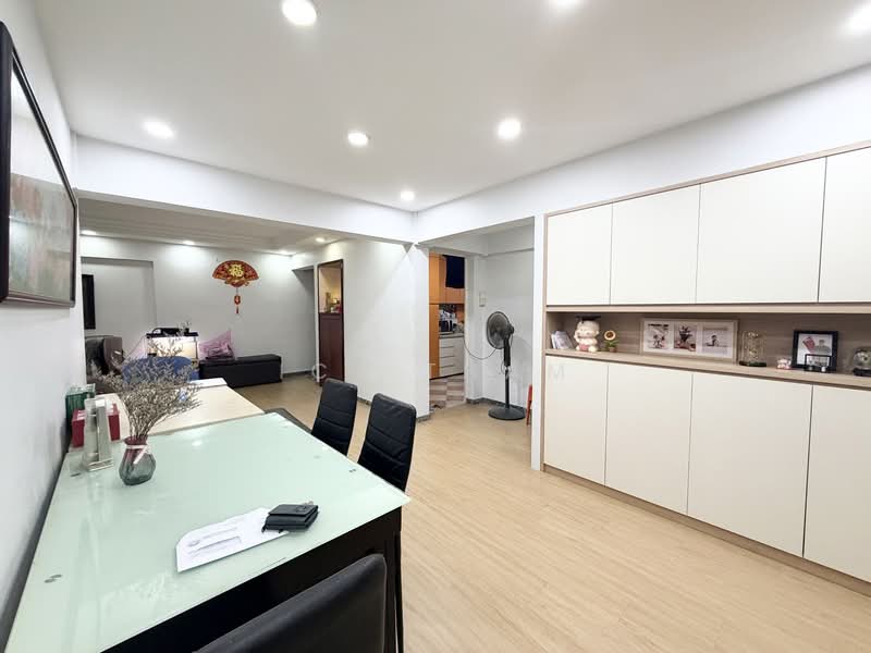 72 Bedok South Avenue 3, 72 Bedok South Avenue 3, 3 Bedrooms, 1,324 sqft, HDB Flat For Sale, by Ice Tham, 500150149 - Living Room - PropertyGuru.com.sg