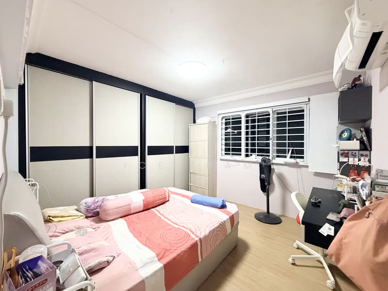72 Bedok South Avenue 3, 72 Bedok South Avenue 3, 3 Bedrooms, 1,324 sqft, HDB Flat For Sale, by Ice Tham, 500150149 - Bedroom - PropertyGuru.com.sg