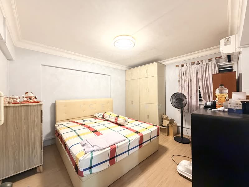 72 Bedok South Avenue 3, 72 Bedok South Avenue 3, 3 Bedrooms, 1,324 sqft, HDB Flat For Sale, by Ice Tham, 500150149 - Bedroom - PropertyGuru.com.sg