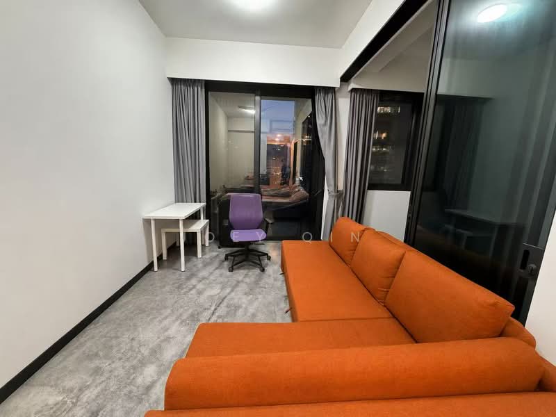 Midtown Bay, 120 Beach Road, Beach Road / Bugis / Rochor, 1 Bedroom, 474 sqft, Condominium For Sale, by Joey Qin, 500150159 - Living Room - PropertyGuru.com.sg