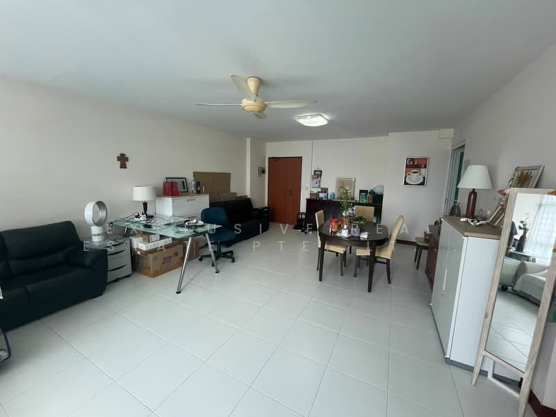 22 Ghim Moh Link, 22 Ghim Moh Link, Room Rental, 130 sqft, HDB Flat For Rent, by ARTHUR, 500150160 - Living Room - PropertyGuru.com.sg