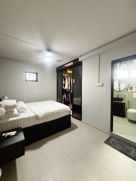 888A Tampines Street 81, 888A Tampines Street 81, 3 Bedrooms, 1,119 sqft, HDB Flat For Sale, by Asyraaf TCR, 500150173 - Bedroom - PropertyGuru.com.sg