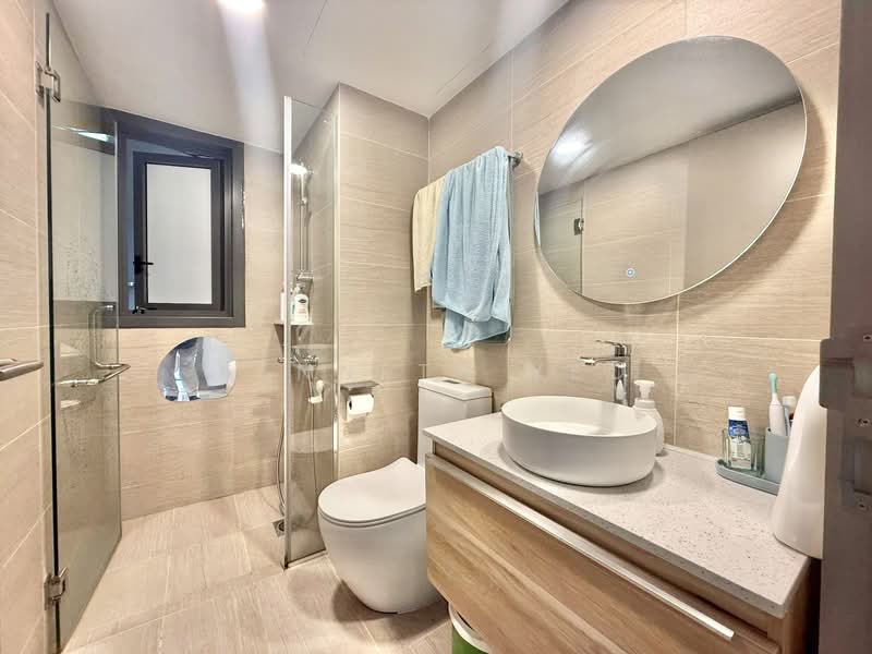 Northwave EC, 107 Woodlands View, 3 Bedrooms, 980 sqft, Executive Condominium For Sale, by Kenneth Yeo, 500150184 - Bathroom - PropertyGuru.com.sg