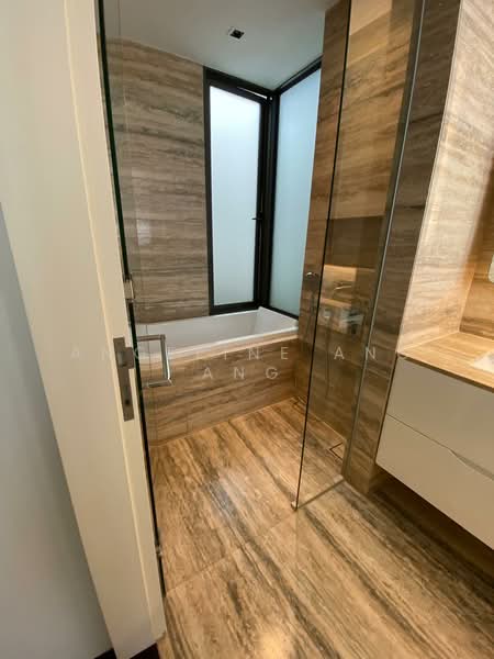 Lloyd SixtyFive, 65 Lloyd Road, 2 Bedrooms, 1,593 sqft, Condominium For Rent, by Angeline Ang Ang, 500150185 - Bathroom - PropertyGuru.com.sg