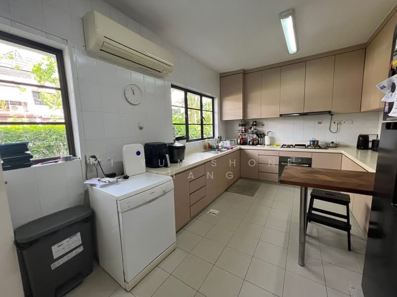 Bukit Timah Road, Sixth Avenue MRT, Holland Road, Coronation Drive, Dunearn Road, 45 DUCHESS AVENUE, 5 Bedrooms, 10,600 sqft, Bungalow House For Rent, by Yi Yun Shone Zhang, 500150187 - Kitchen - PropertyGuru.com.sg