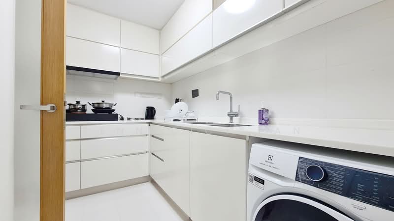 One-North Residences, 7 One-North Gateway, Room Rental, 200 sqft, Apartment For Rent, by Bennedict Tan, 500150194 - Kitchen - PropertyGuru.com.sg