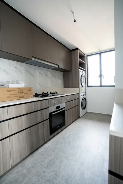 Bartley Vue, 6 Jalan Bunga Rampai, 4 Bedrooms, 1,356 sqft, Condominium For Rent, by Desmond Ng, 500150200 - Kitchen - PropertyGuru.com.sg