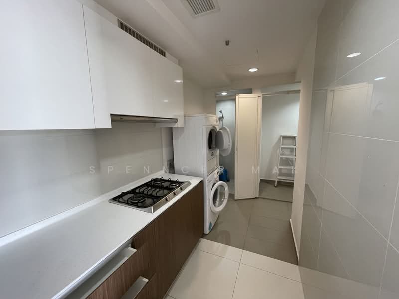 The Lakefront Residences, 46 Lakeside Drive, 4 Bedrooms, 1,389 sqft, Condominium For Rent, by Spenncer Mak, 500150203 - Kitchen - PropertyGuru.com.sg