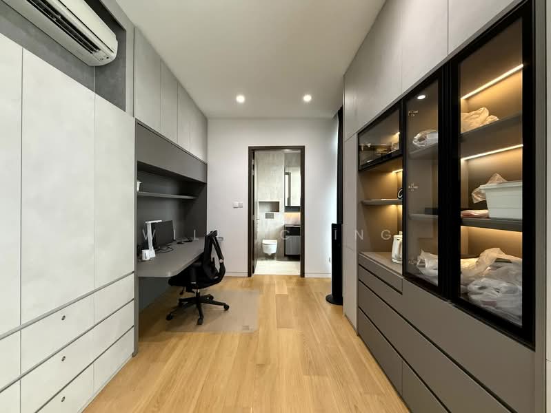 NEW-plus-$500K-Reno 3.5 Storey Semi-D with Lift, Pool & 3 Car Lots, , 5 Bedrooms, 6,937 sqft, Semi-Detached House For Sale, by Willi Ching, 500150208 - Study - PropertyGuru.com.sg