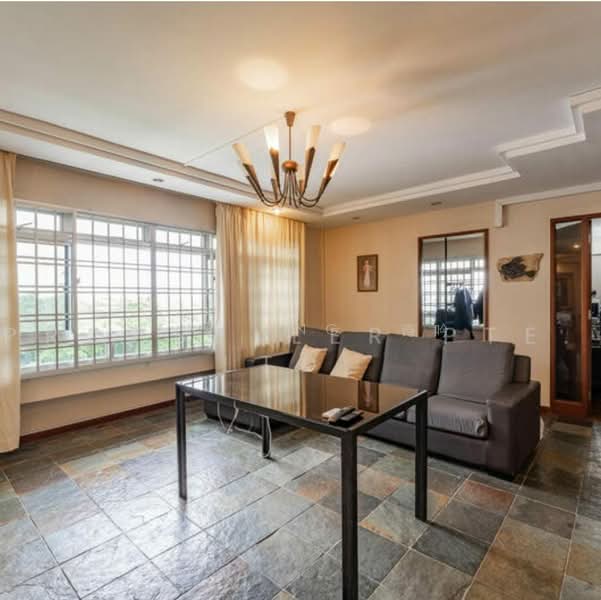 237 Pasir Ris Street 21, 237 Pasir Ris Street 21, 4 Bedrooms, 1,636 sqft, HDB Flat For Sale, by Jean Ang  诗吟, 500150213 - Living Room - PropertyGuru.com.sg
